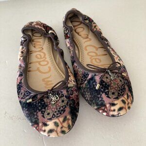 NWOB Sam Edelman Free People Felicia Ivory Combo Floral Velvet Flats Sz 7